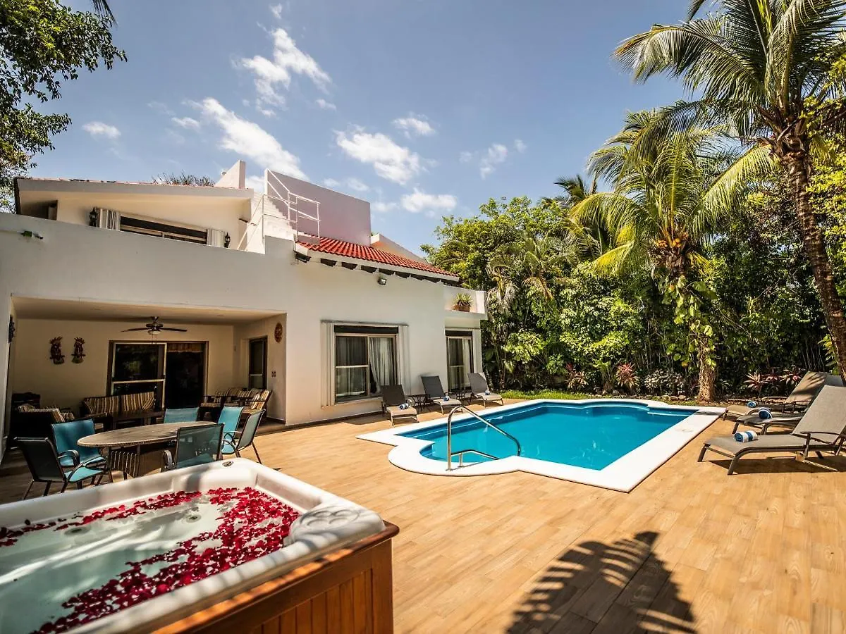 Villa Holiday, Weekly Monthly Discount Private Pool, Bbq, Family Friendly 0*, Playa del Carmen Messico