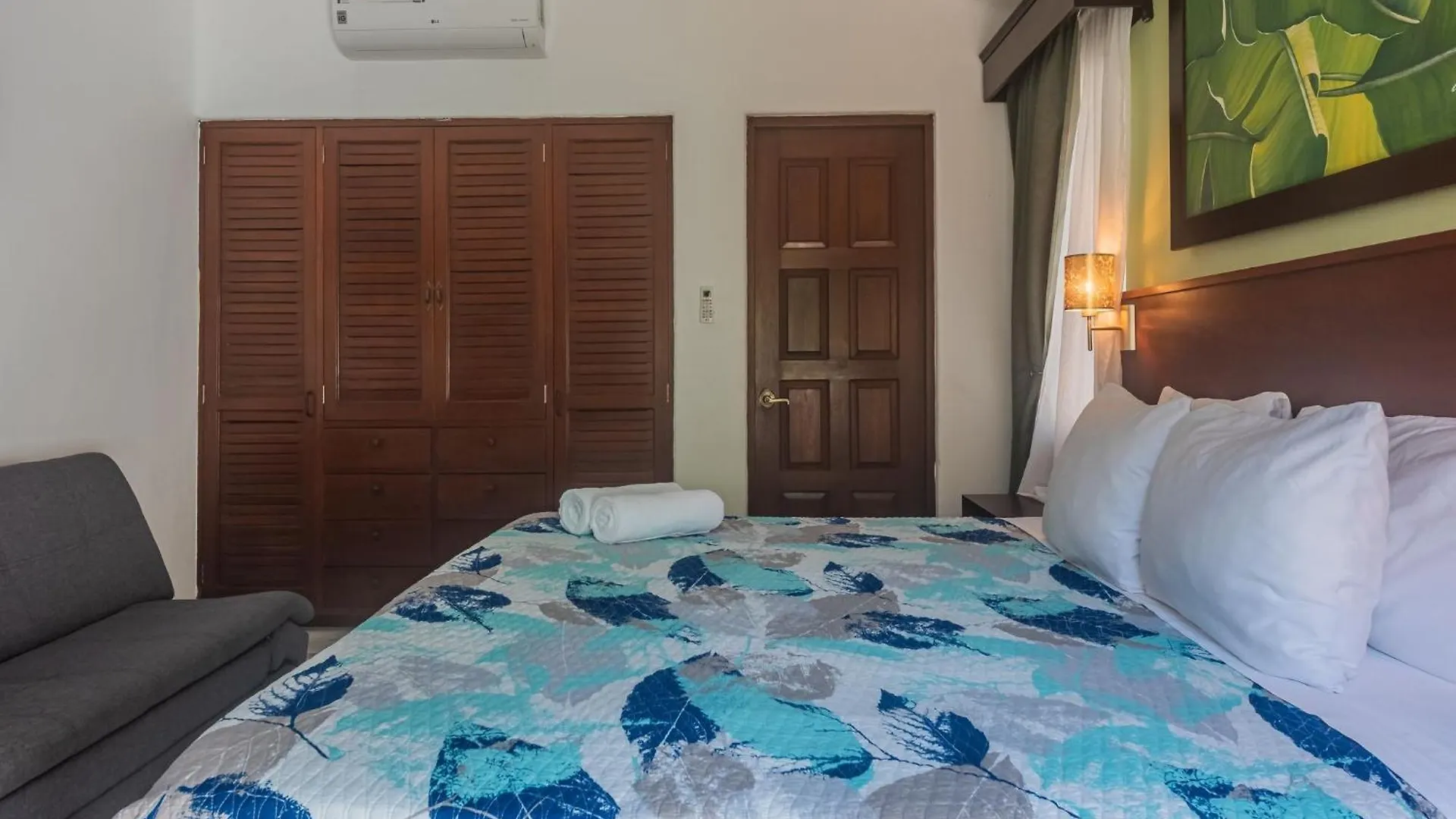 Villa Holiday, Weekly Monthly Discount Private Pool, Bbq, Family Friendly