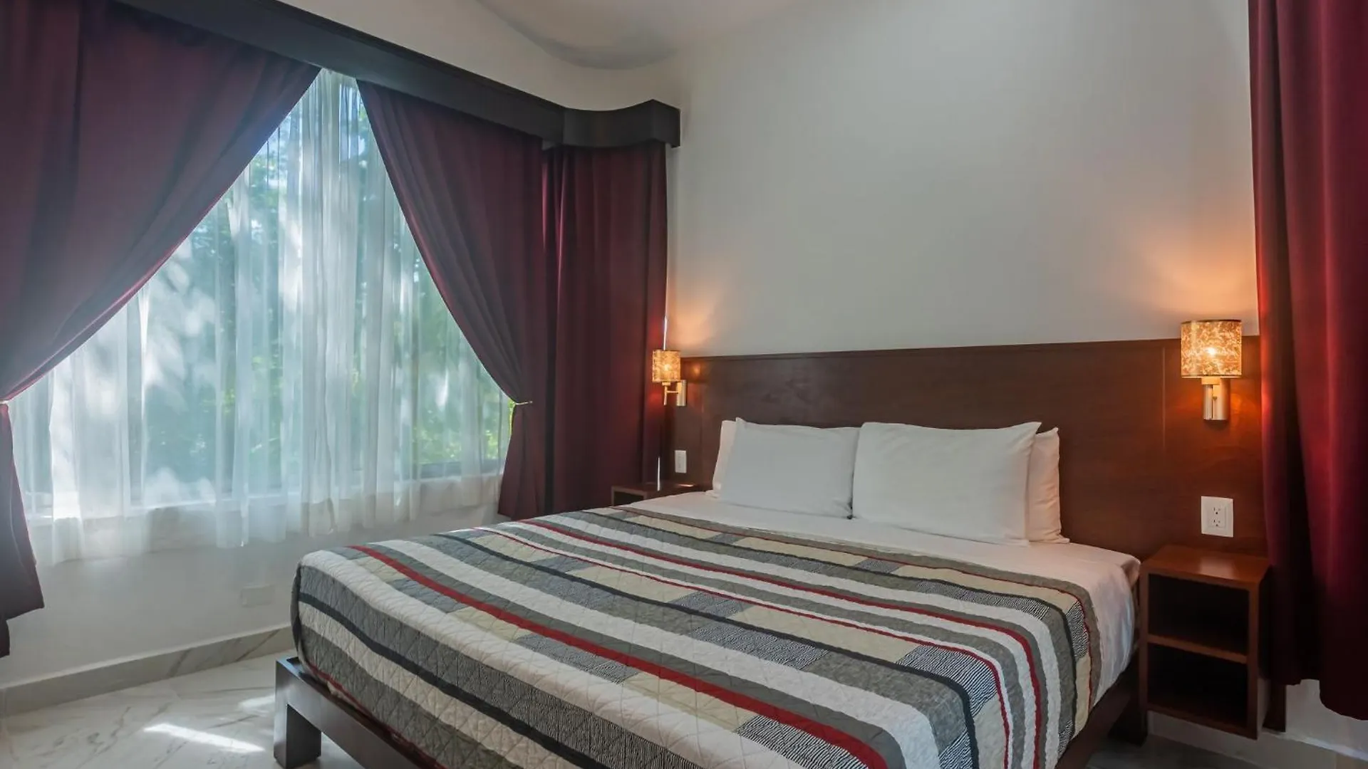 Villa Holiday, Weekly Monthly Discount Private Pool, Bbq, Family Friendly